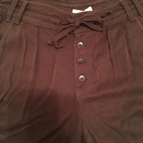 Maurice’s shorts NWT sz 5/6 high rise - Picture 2 of 5